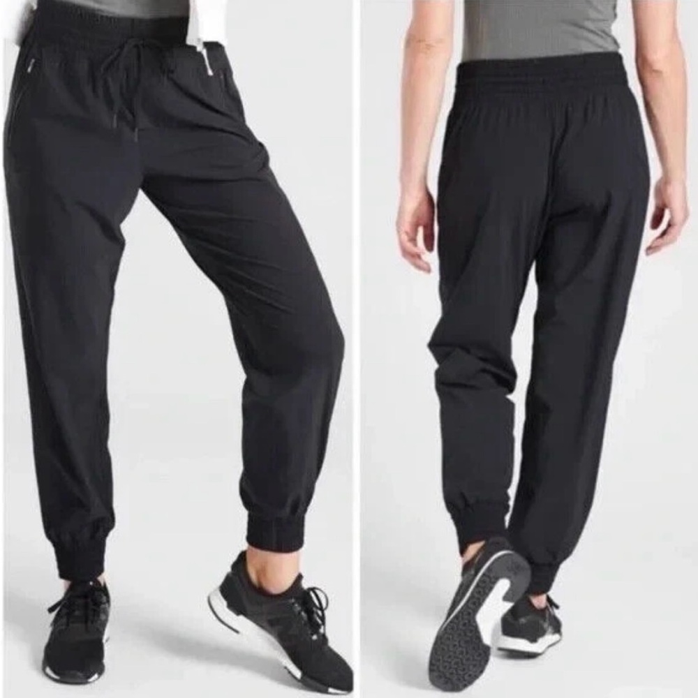 Athleta Women’s Black Camden Jogger Pants  S/486192-00  SIZE 4